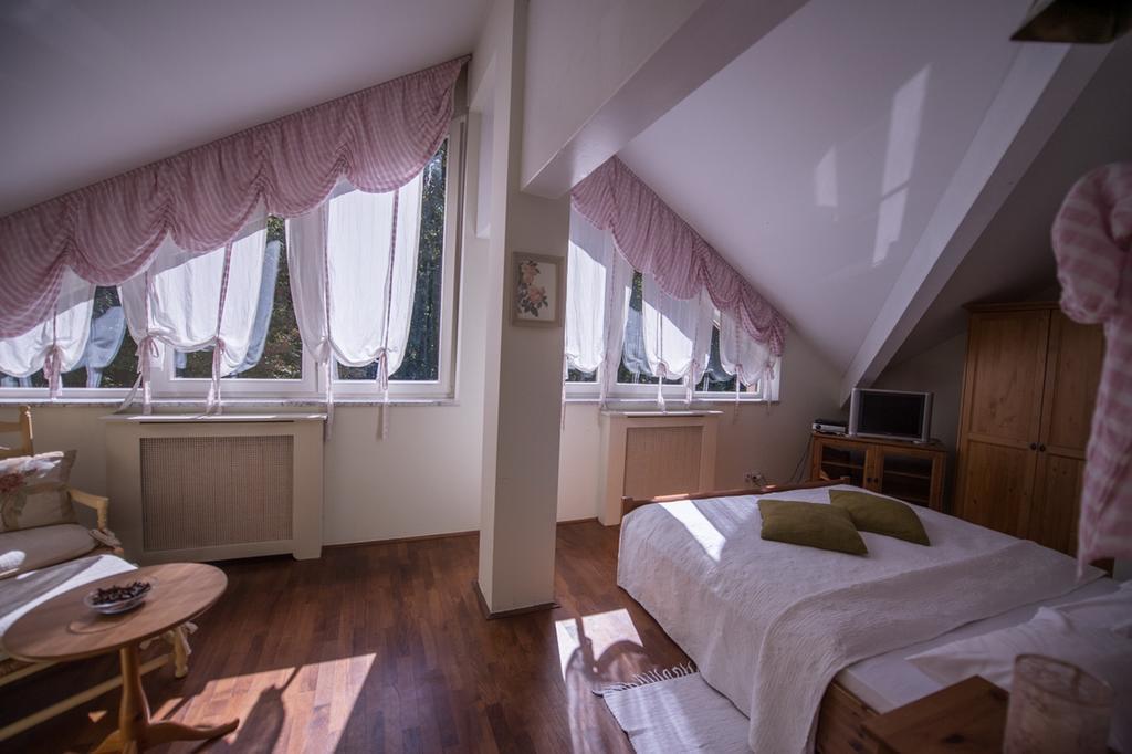 Guesthouse Trajbar Team Zaprešić Δωμάτιο φωτογραφία