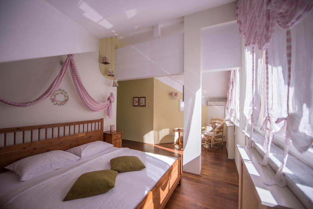 Guesthouse Trajbar Team Zaprešić Εξωτερικό φωτογραφία