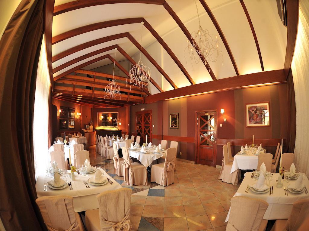 Guesthouse Trajbar Team Zaprešić Εξωτερικό φωτογραφία